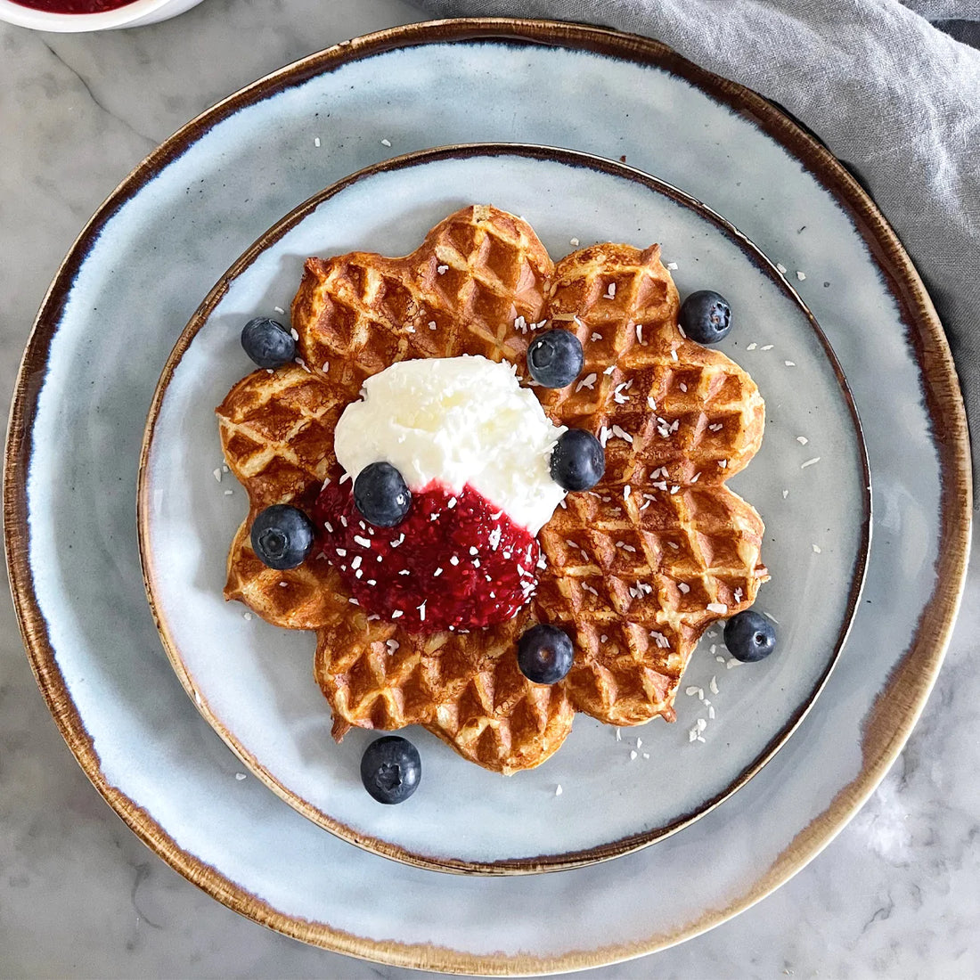 VANILLA PROTEIN POWDER WAFFLES